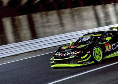 Zak O'Sullivan races a t the Super GT